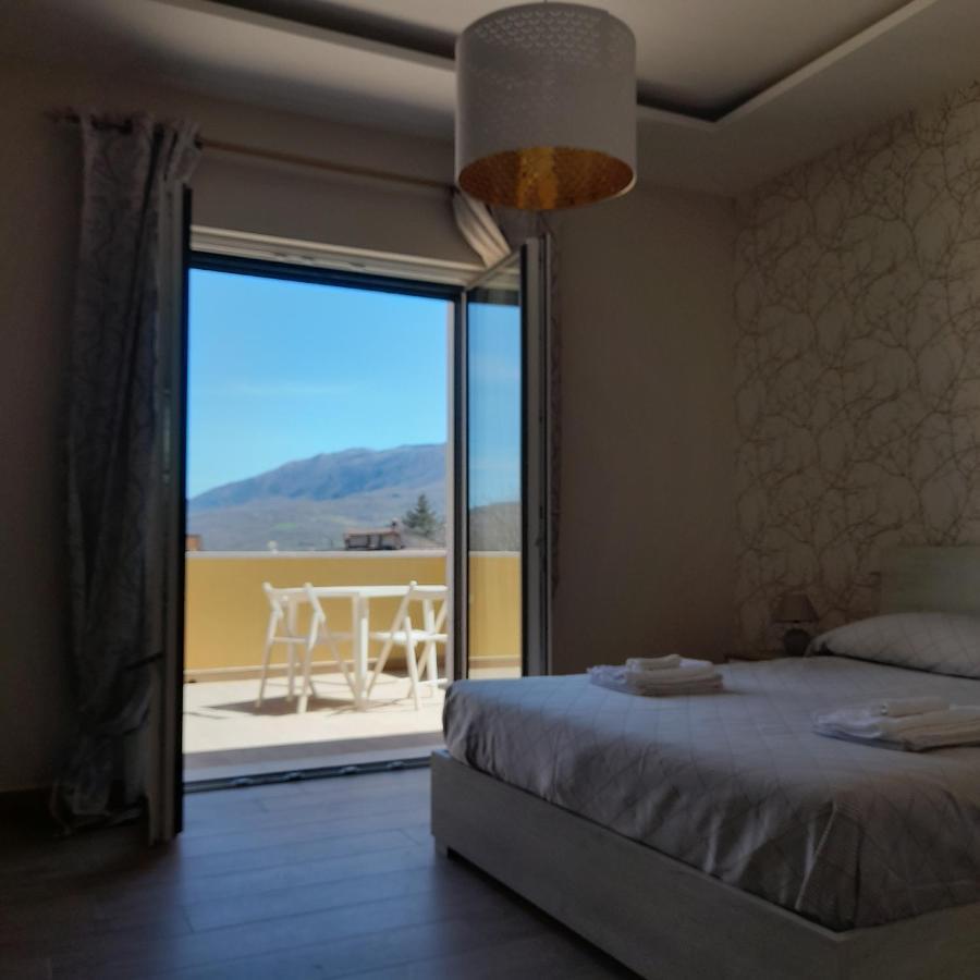 Horse House Montella Exterior foto